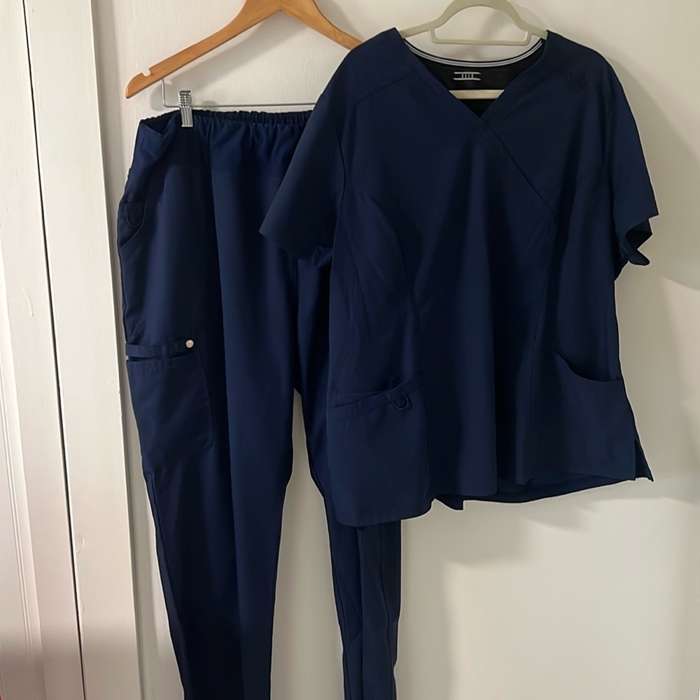 Elle Scrubs complete 3 piece set Size 2X BLUE